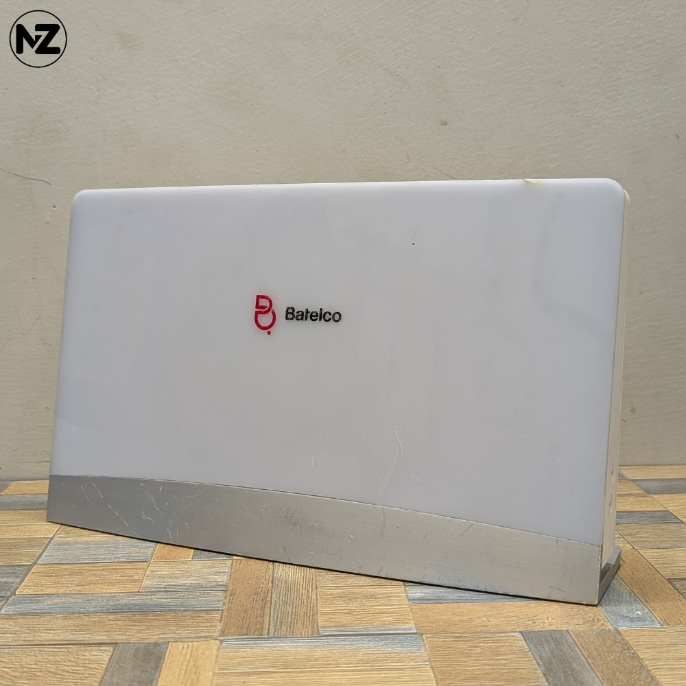 Front view of Huawei HG8245Q GPON Router with dual-band AC1200